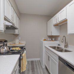 kitchen at Park View located in Mauldin, SC